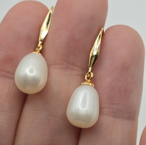 JTV Jewelry - Elegant Teardrop Natural Akoya 10-12mm White Pearl Earring 14K Gold Earrings